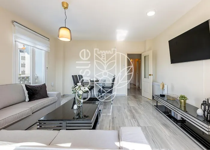 Vacacional A 10 Min Puerto De Benalmadena Y La Carihuela Piscina Playa Parking Gratis