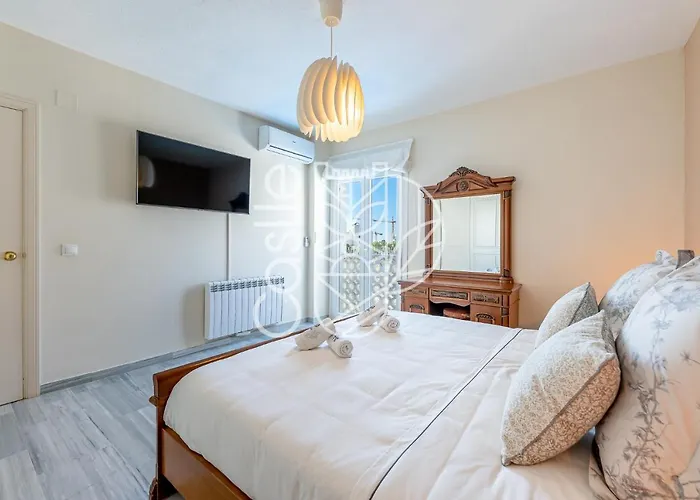 Vacacional A 10 Min Puerto De Benalmadena Y La Carihuela Piscina Playa Parking Gratis Apartment Torremolinos