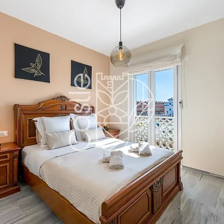 Vacacional A 10 Min Puerto De Benalmadena Y La Carihuela Piscina Playa Parking Gratis * トレモリノス