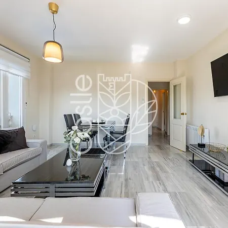 Vacacional A 10 Min Puerto De Benalmadena Y La Carihuela Piscina Playa Parking Gratis